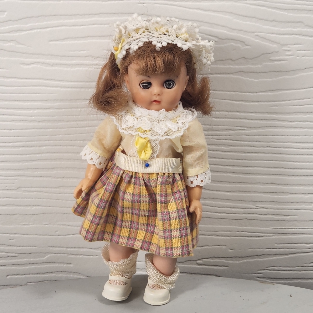 Vintage 8" Nancy Ann Story book Dolls CA Muffie SLW Brown Hair Headband